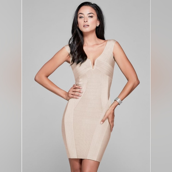 Kandice Off-The-Shoulder Bandage Dress blush Pink - Picture 4 of 5